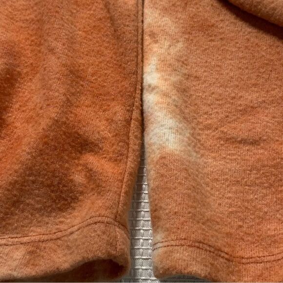 Wst Cst Women's Long Sleeve Tie-Dye Cut-Out Back Lightweight Sweatshirt - Picture 4 of 9